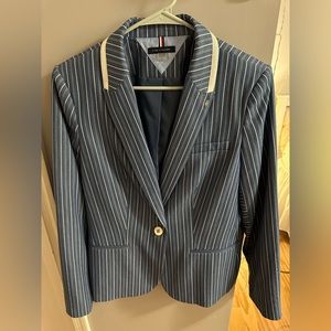 Barely Worn Women’s Tommy Hilfiger Blazer